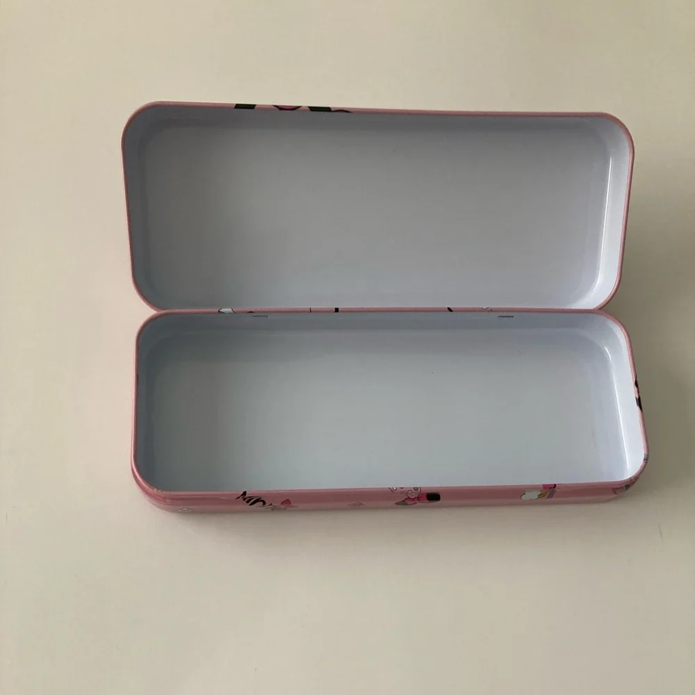 Minnie Mouse Lovin’ Life Tin Box Pencil Box